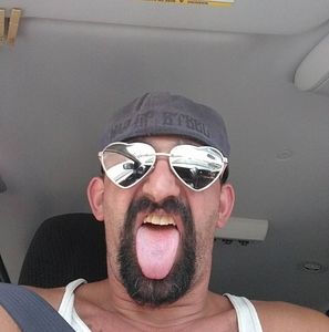 Meet your Posher, Clinton